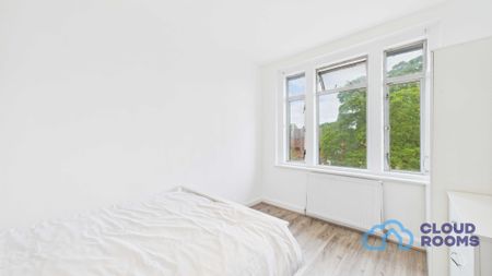 RM3 Woodstock Court | Lee | London | SE12 9HT - Photo 3