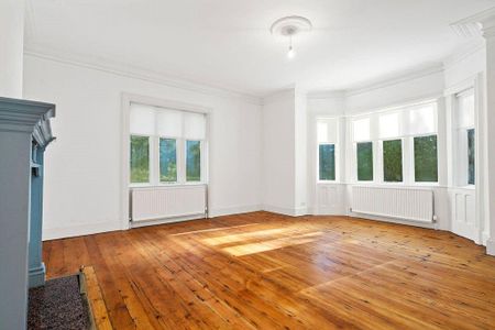 5 bedroom detached house to rent - Photo 2