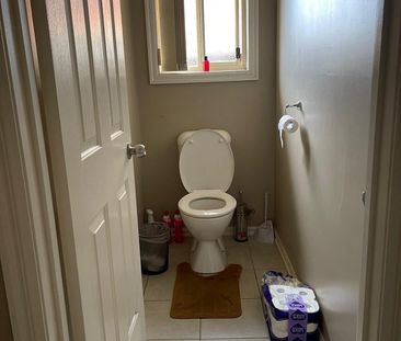 Hoppers Crossing - Photo 1