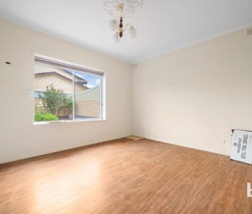 Modern & Spacious 2-Bedroom Unit in a Highly Convenient Location - Photo 3