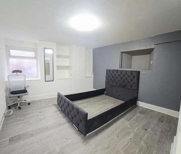 Long Oaks Avenue, Uplands, Swansea, SA2 - Photo 3