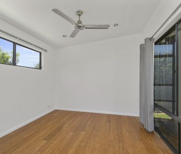 Private Granny Flat - Photo 1