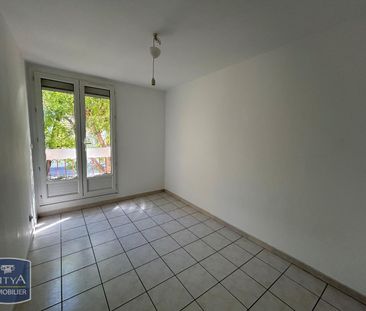 Location Appartement 4 pièces 72m² MARIGNANE 13700 - Photo 5