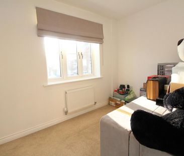 2 bedroom coach house to rent - Photo 5