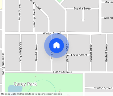 Close to shops, schools, and transport - Photo 1