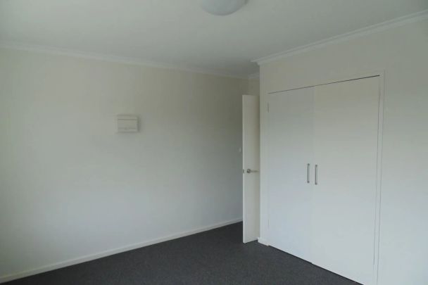 Modern 2 bedroom flat - Photo 1
