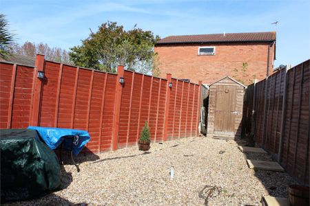 Woodrush Close, Taunton - Photo 4