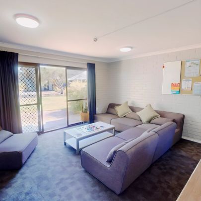 4 Bedroom Apartment south-Single bed - Photo 1