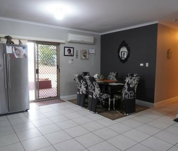 3 BEDROOM, 1 BATHROOM HOUSE IN LARAPINTA WITH ELECTRICITY INCLUDED - Photo 2