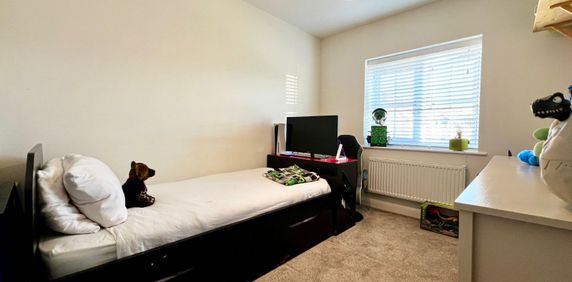 3 bedroom terraced house to rent - Photo 2