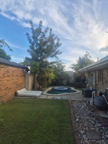 Burleigh Waters - Photo 3