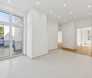 Hochwertig sanierte 4-Zimmer-Wohnung mit Terrasse - Photo 1