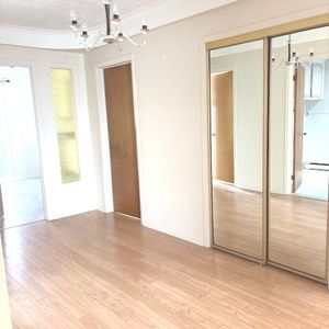 Grand Logis Lumineux (2e Etage) - Photo 2