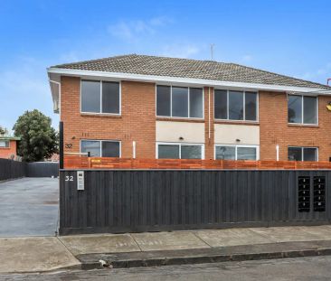 “FULLY RENOVATED IN PRIME LOCATION!” - Photo 5