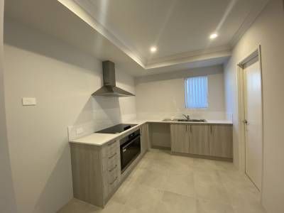 Ground floor: Modern 1 Bedroom NRAS Unit - Photo 4