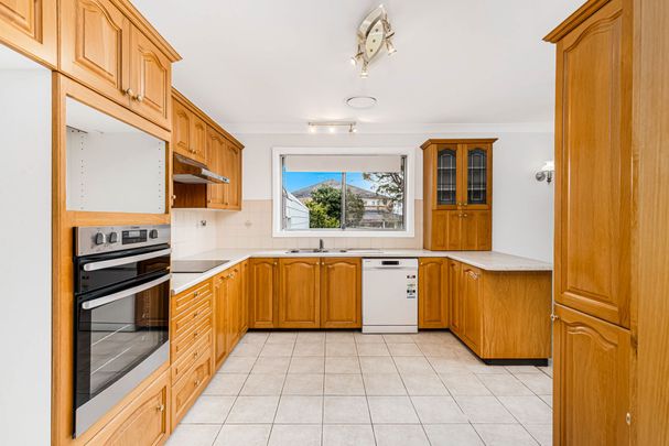 ROOM FOR EVERYONE! - Photo 1