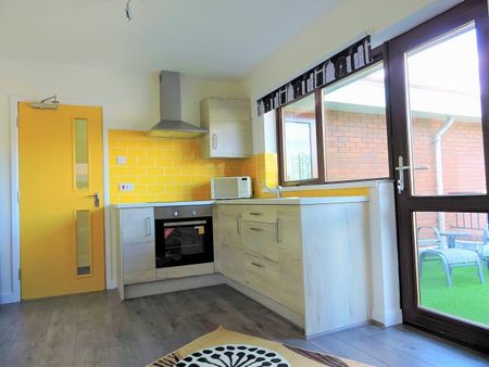 5A Porterbrook Apartments, Broomhall – BILLS INCLUDED! - Photo 4