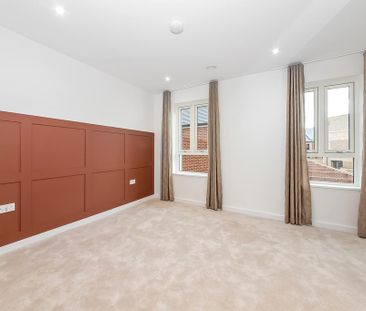 3 bedroom flat to rent - Photo 3