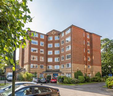 Melton Court, Poole - Photo 2