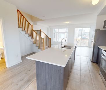 For Lease - 143 Blue Forest Crescent, Barrie, Ontario - Photo 3