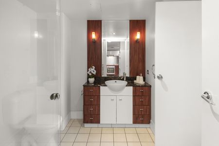 2091/23 Ferny Avenue, Surfers Paradise QLD 4217 - Apartment For Rent - $800 | Domain - Photo 5