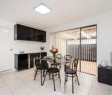 Stunning 4x2 Family Home - Photo 6
