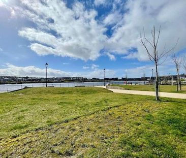 Cei Tir Y Castell, Barry, CF63 - Photo 4