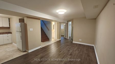 Detached Home For Lease | E7387320 - Photo 4