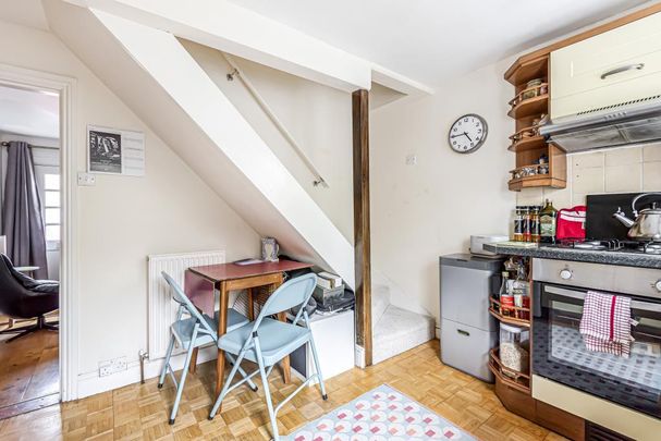 2 bedroom terraced house to rent - Photo 1