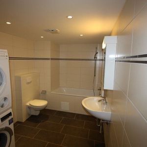 Im Herzen von Pratteln EXKLUSIV & HELL WOHNEN - Photo 2