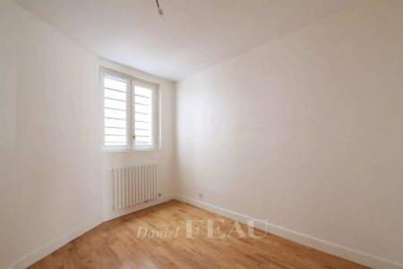 Location appartement, Paris 4ème (75004), 4 pièces, 78.08 m², ref 86402056 - Photo 3