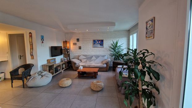 Location Appartement 3 pièces 84m² BASSENS 73000 - Photo 1