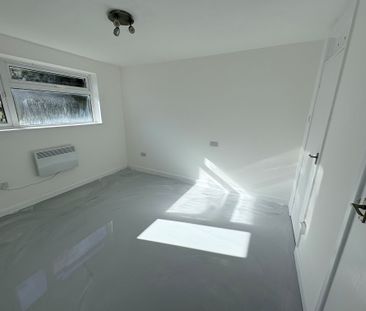 Pembury Road, Eastbourne - Photo 3