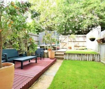 4 bedroom townhouse to rent - Photo 4