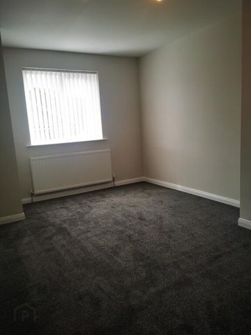 2 Canmore Street, Belfast, BT13 2NS - Photo 3