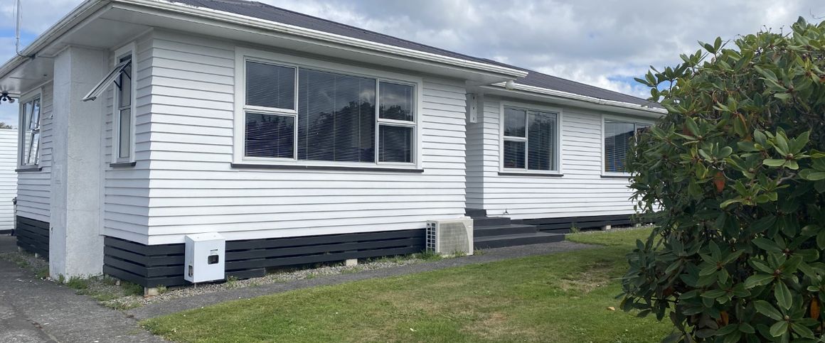 123R Pembroke Road, Stratford - Photo 1