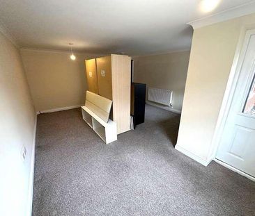 Lynmouth Road, Swindon, SN2 - Photo 2