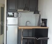 Location Appartement 1 pièce 20m² LA CIOTAT 13600 - Photo 5