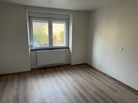 Appartement 5 pièces à Épiez-sur-Chiers - Photo 3