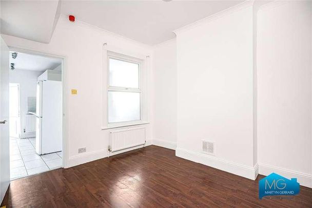 Bury Road, Noel Park, London, N22 - Photo 1