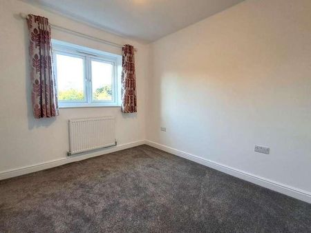 Columbus Drive, Shavington, Crewe - Photo 3