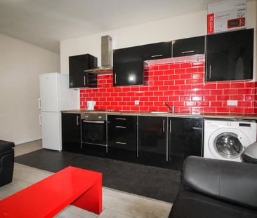 3 bedroom apartment to rent - Photo 1