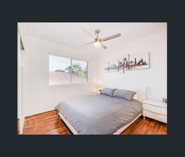 Spacious 2 bedroom unit in Excellent Location - Photo 4