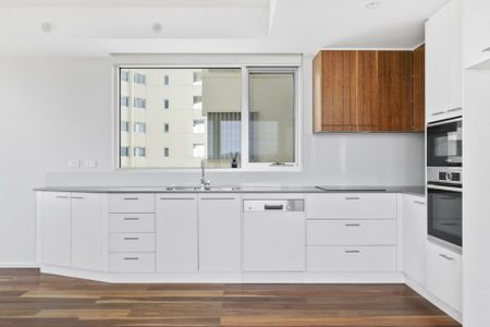Versatile Floor Plan - Photo 4