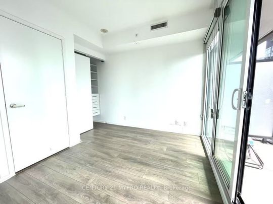 For Lease - 125 Peter Street Unit# 3210, Toronto, Ontario - Photo 1