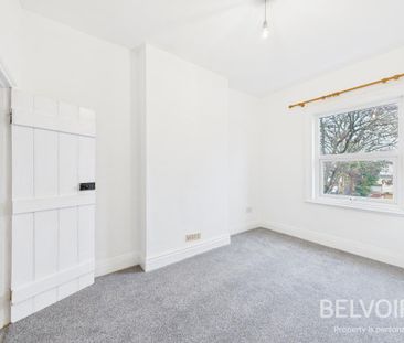 4 bedroom terraced house to rent - Photo 5