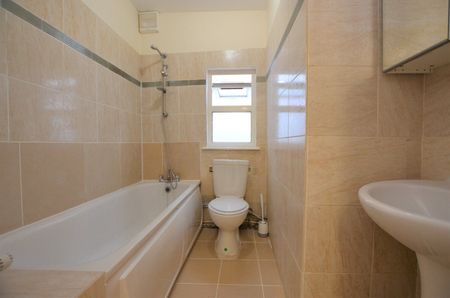 Woolstone Road, London, SE23 - Photo 5