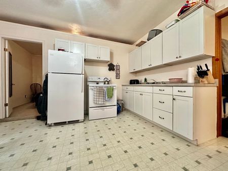 For Lease - 1775 Bowmanville Avenue Unit# Apt B, Clarington, Ontario - Photo 5