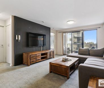 MODERN APARTMENT LIVING WITH RESORT-STYLE FACILITIES - Photo 2