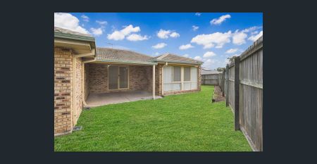 Spacious Family Home in Warner - Photo 4